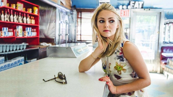 剪映和camtasia哪个更适用于剪辑？